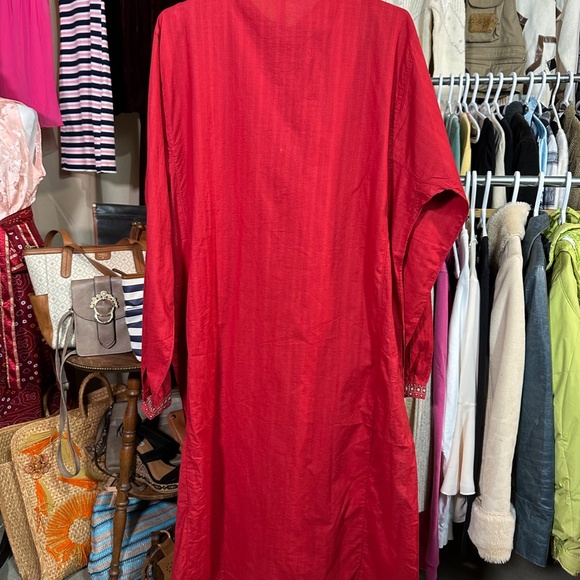 Vintage Red Tunic with Black Embroidery & Orange Buttons Size 44 - Picture 5 of 6